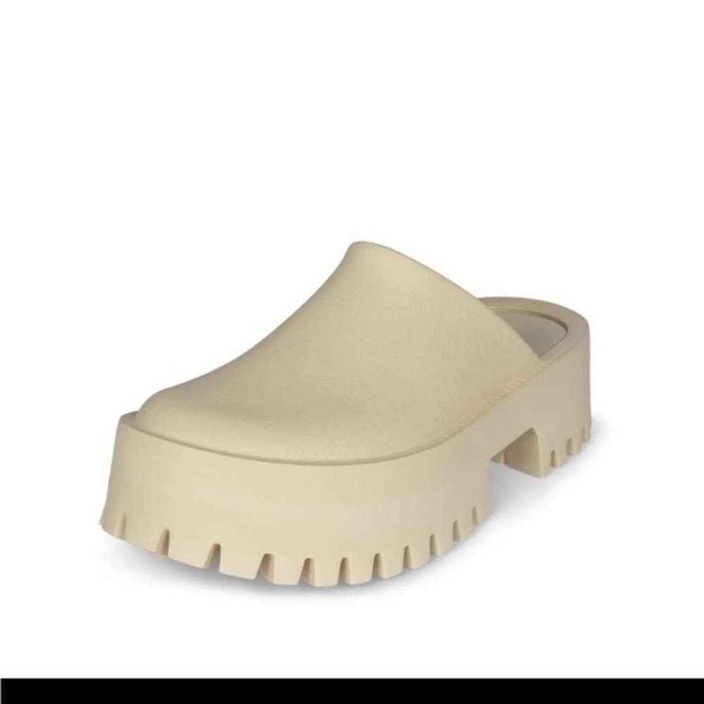 Jeffrey Campbell Bae Platform Mules Clogs Sea Salt Cream